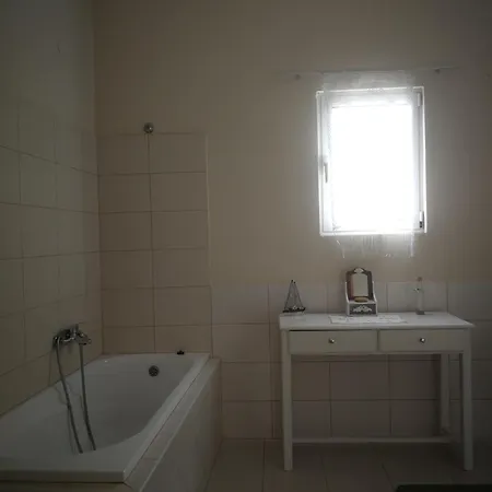 Maria's House Skaliá