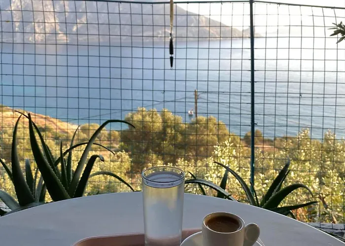 Maria's House 아파트 Skaliá